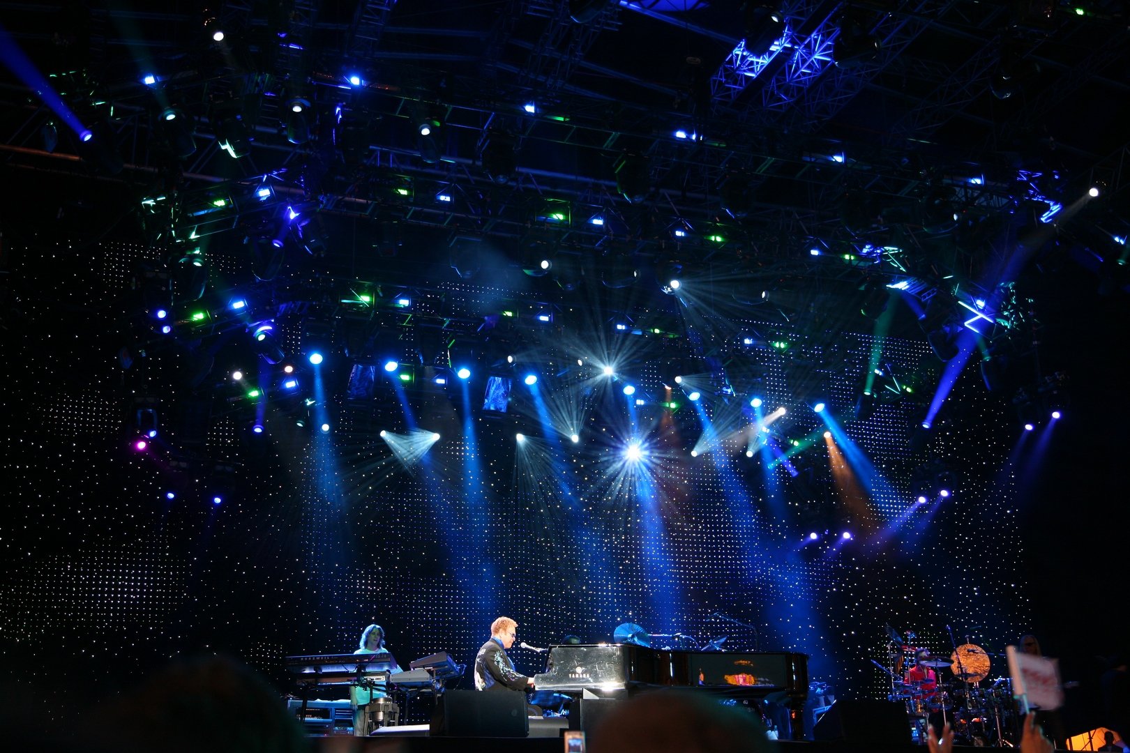 Elton John on Maidan Nezalezhnsti in Kyiv